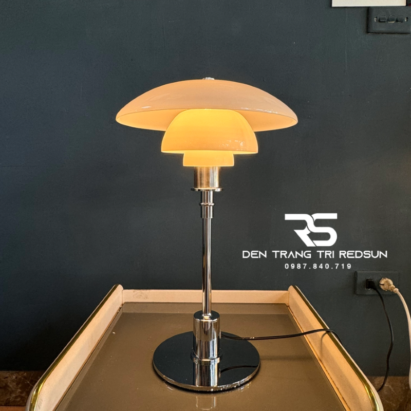 den-ban-hien-dai-bac-au-db2096