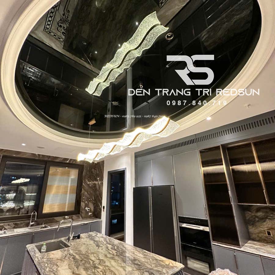 den-tha-ban-an-hien-dai-dang-dai-lua-acrylic-phong-cach-bac-au-dc-t076