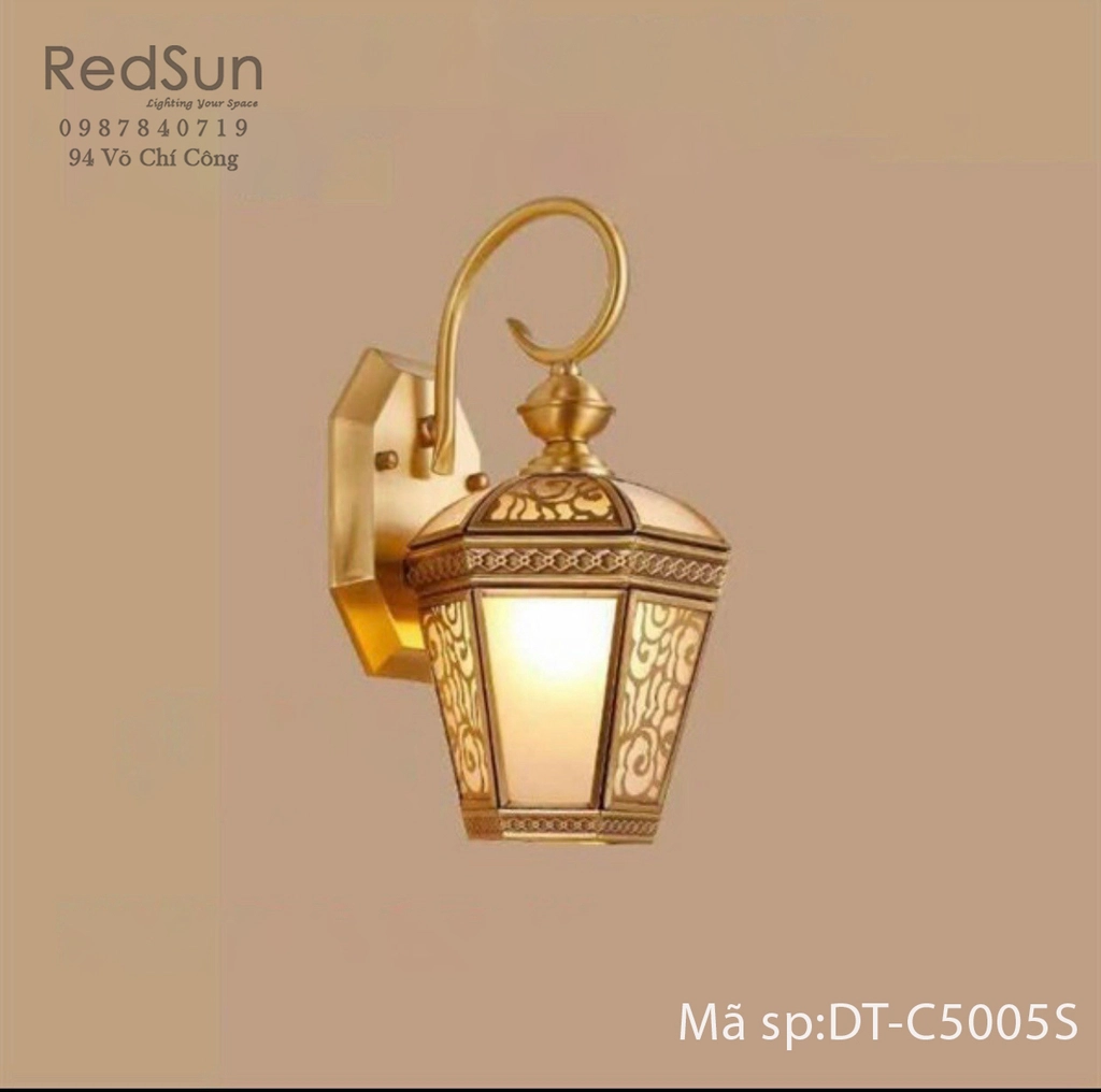 Đèn tường  thiết kế cổ điển mang lại sự sang trọng