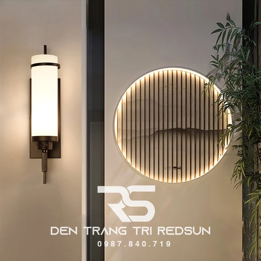 Có những lưu ý gì khi chọn mua đèn tường Indochine
