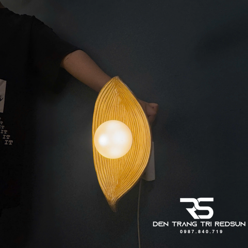 den-tuong-hien-dai-hinh-la-trang-tri-phong-khach-phong-ngu-phong-cach-bac-au-dt-10410