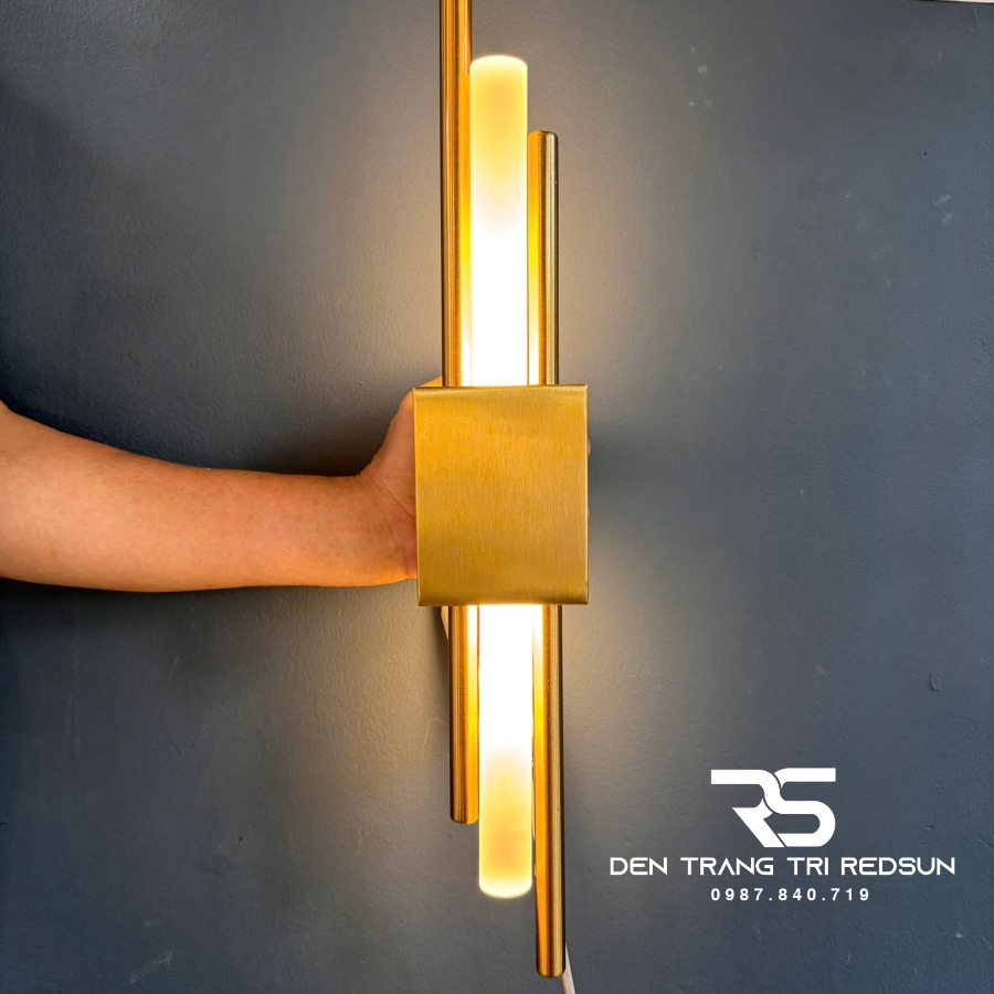 den-tuong-hien-dai-trang-tri-phong-khach-phong-ngu-phong-cach-bac-au-dt-1036