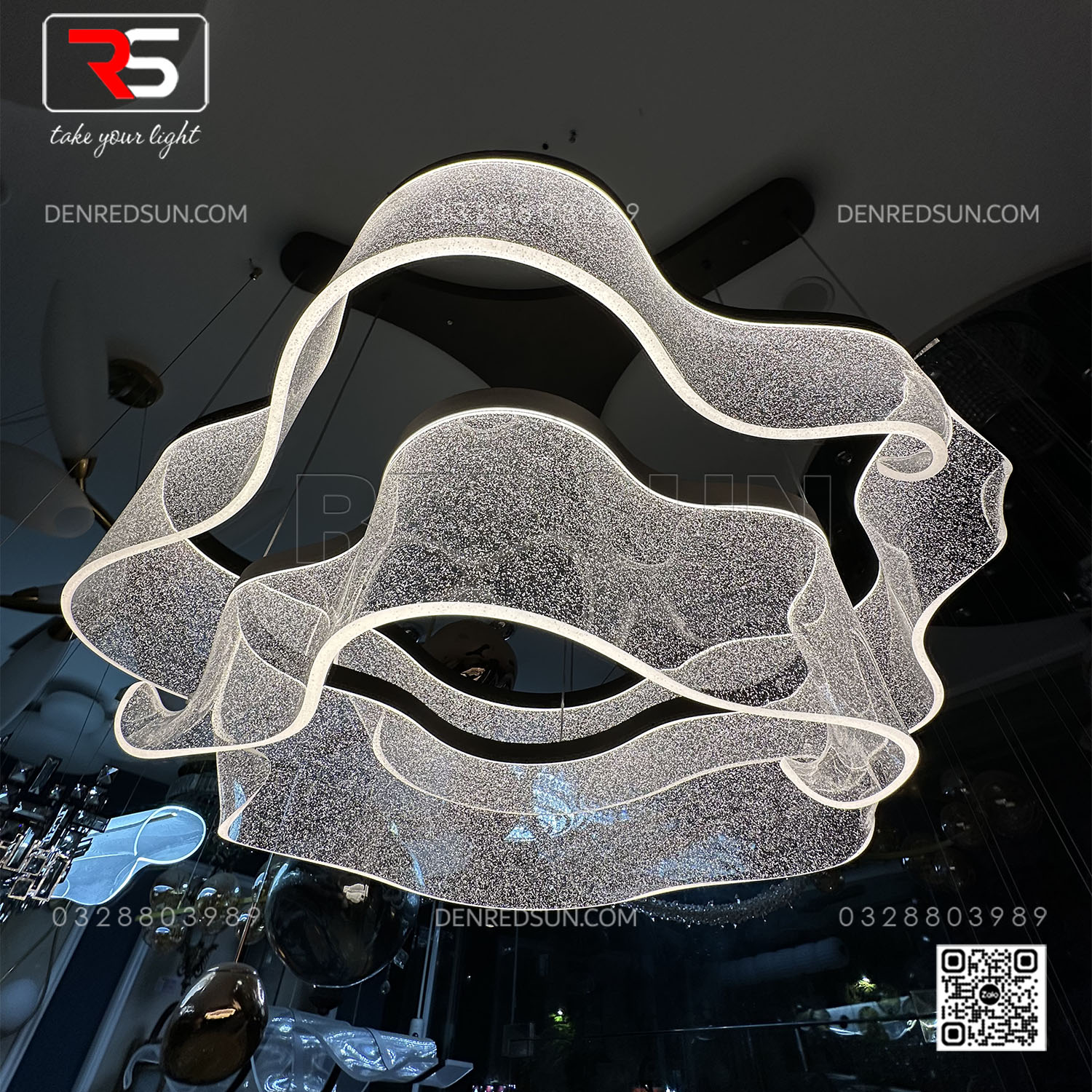 den-tha-dai-lua-dang-xoan-cao-cap-lap-phong-khach-phong-an-khach-san-phong-cach-bac-au-hien-dai-ma05988pb-002