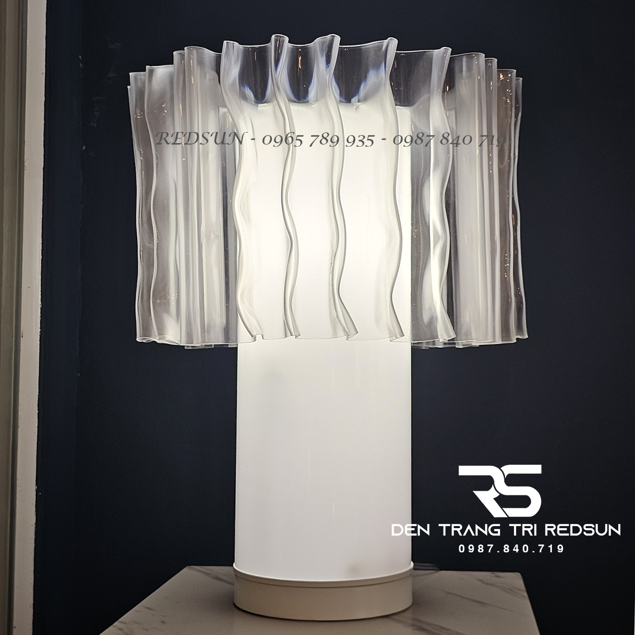 den-ban-hien-dai-bac-au-db2110