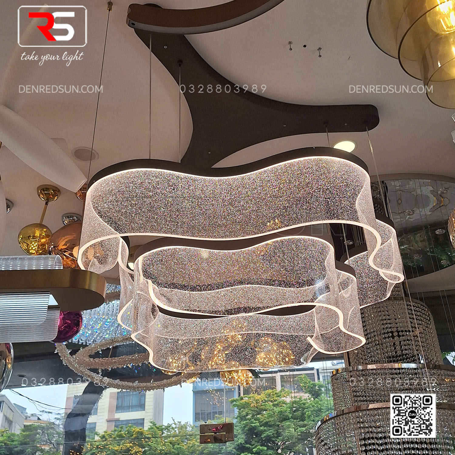 den-tha-dai-lua-dang-xoan-cao-cap-lap-phong-khach-phong-an-khach-san-phong-cach-bac-au-hien-dai-ma05988pb-002