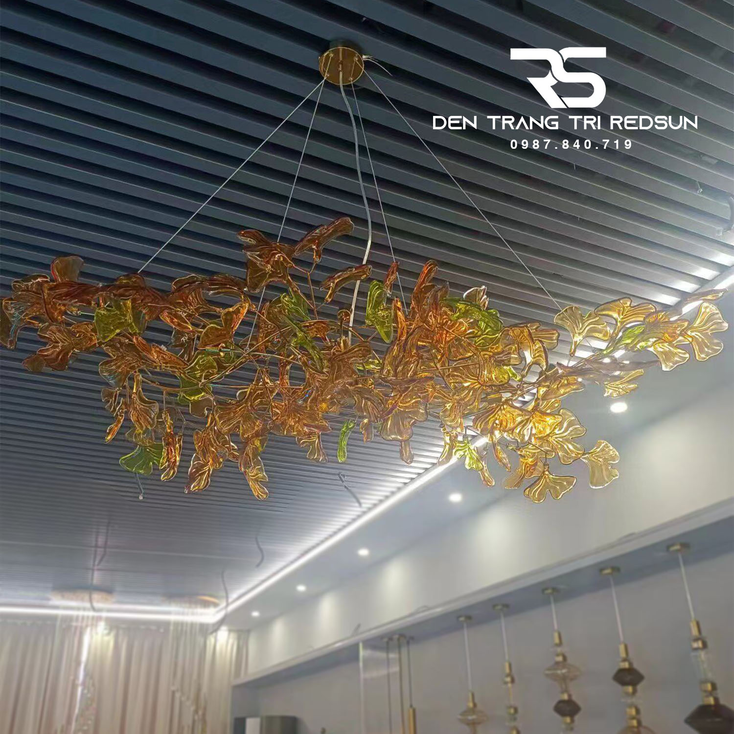 den-chum-ginkgo-leaf-lap-phong-khach-ban-an-phong-cach-bac-au-hien-dai-la-thuy-tinh-mau-dc-t120