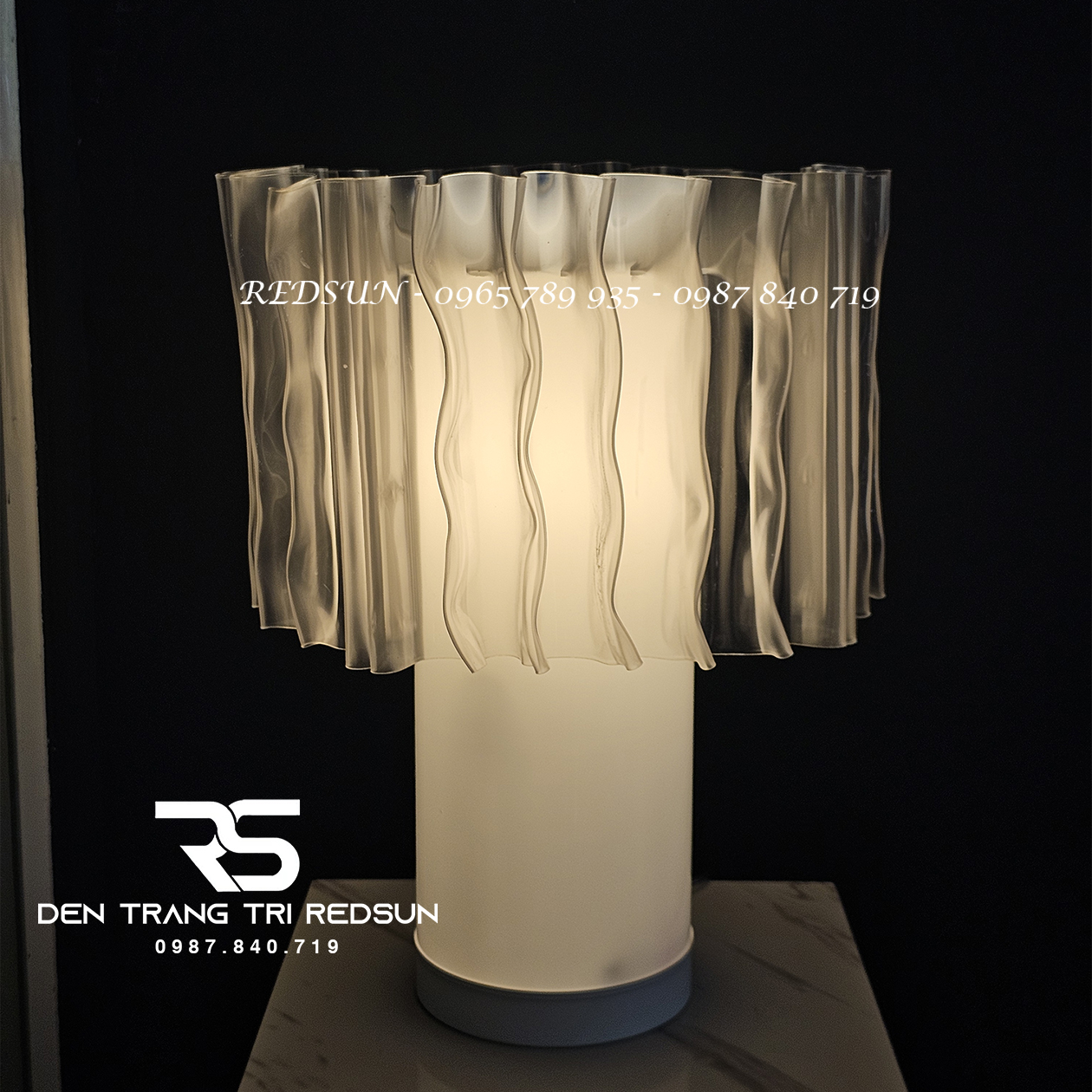 den-ban-hien-dai-bac-au-db2110