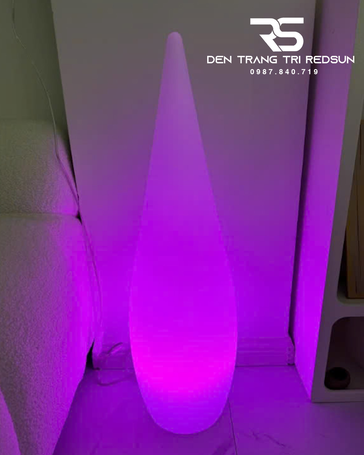 den-san-hien-dai-trang-tri-trong-nha-san-vuon-canh-quan-ngoai-troi-hinh-giot-nuoc-ds2054