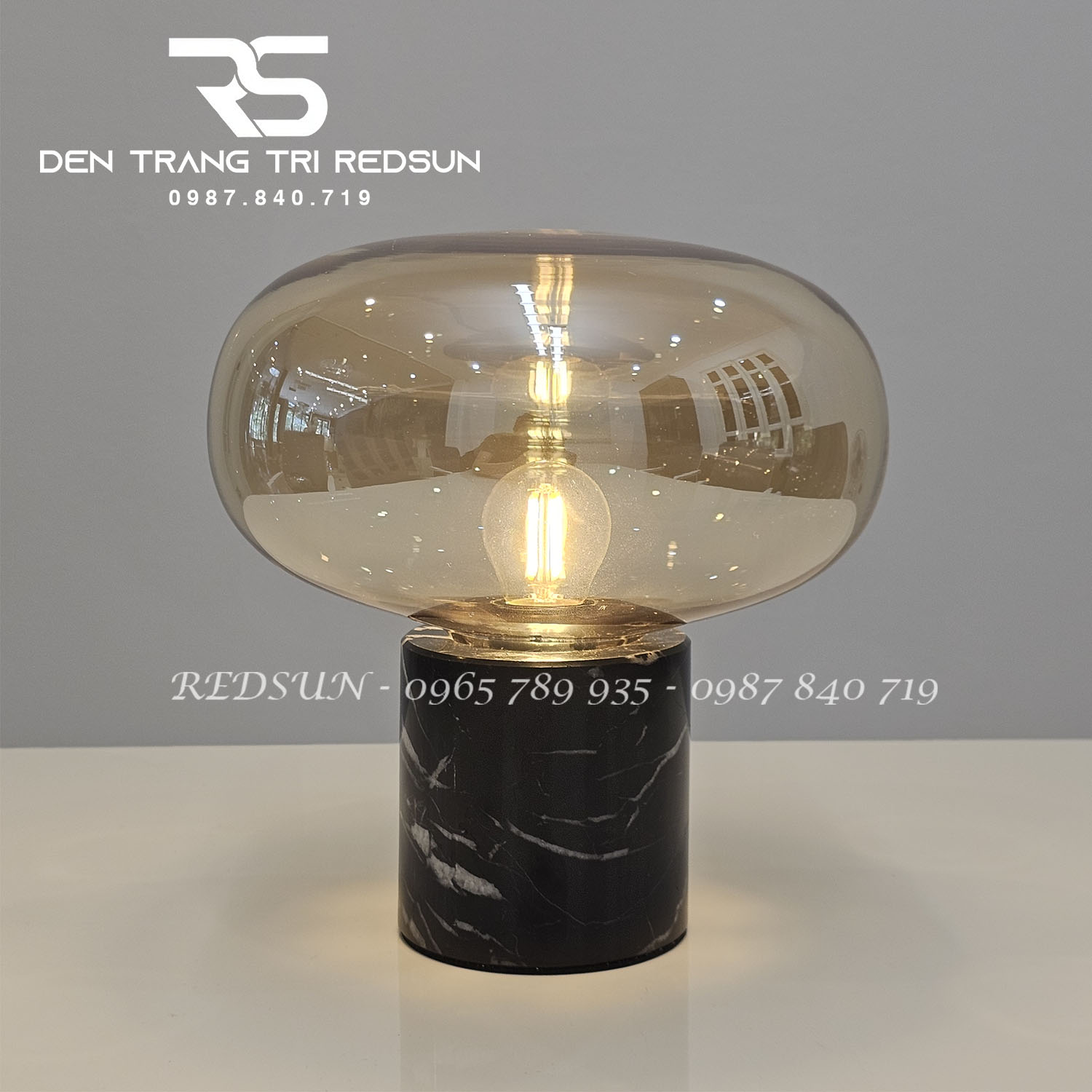 den-ban-hien-dai-bac-au-db2062