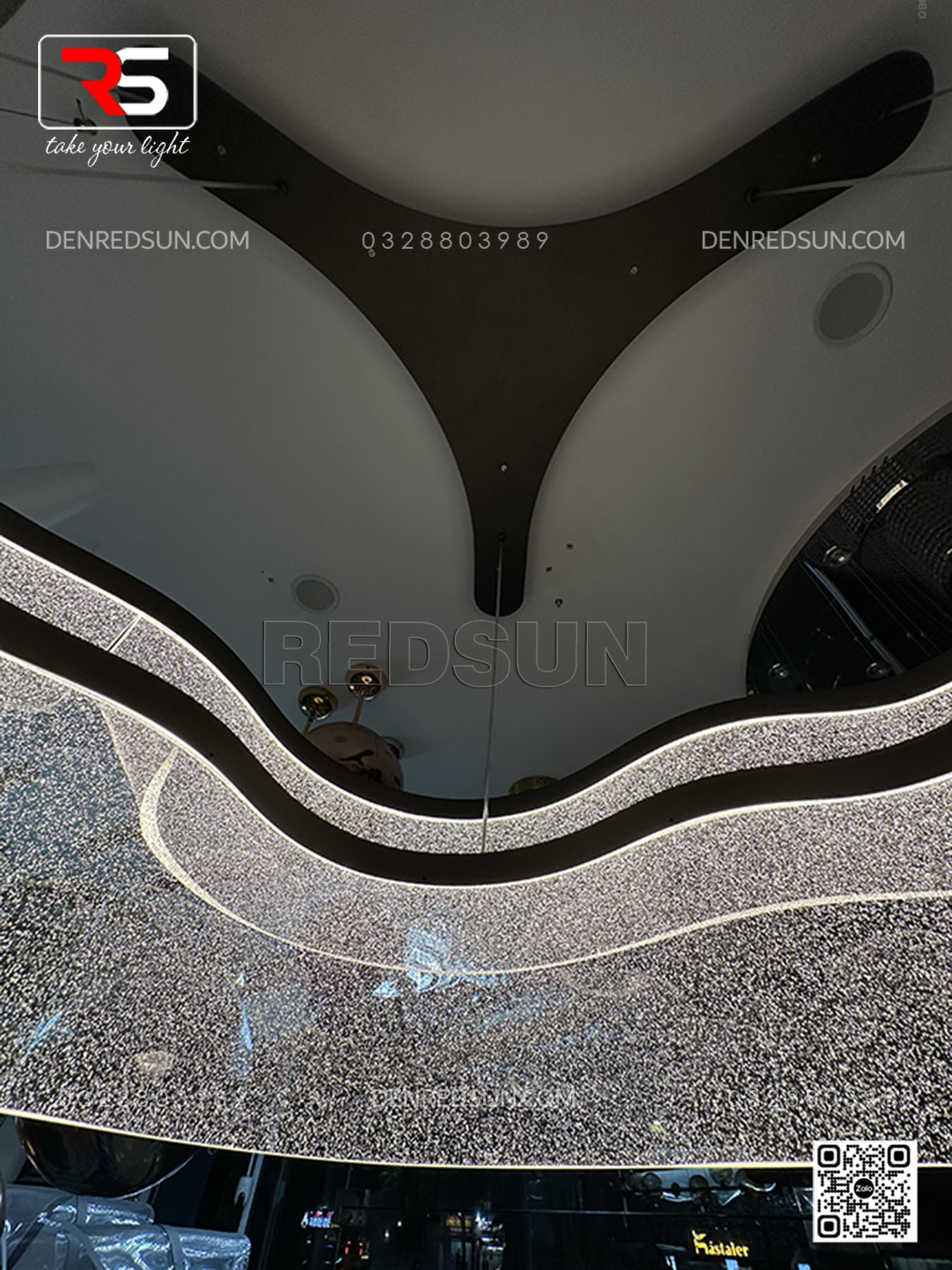 den-tha-dai-lua-dang-xoan-cao-cap-lap-phong-khach-phong-an-khach-san-phong-cach-bac-au-hien-dai-ma05988pb-002