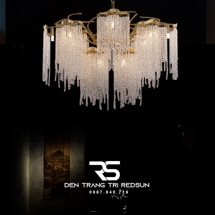 den-chum-trang-tri-phong-khach-sanh-cho-phong-an-tua-rua-chat-lieu-pha-le-dcp-004