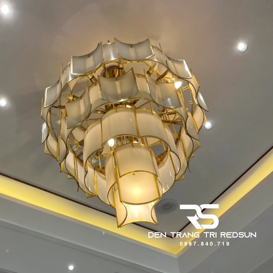 den-chum-phong-khach-hien-dai-phong-cach-indochine-idc-019