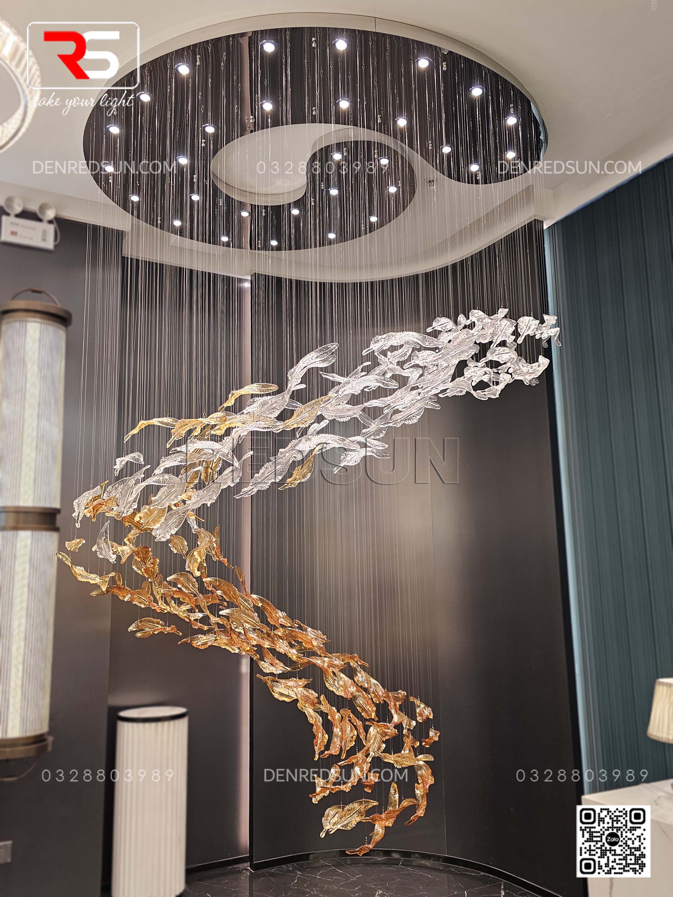 den-chum-thong-tang-phong-khach-biet-thu-sanh-khach-san-phong-cach-hien-dai-loc-xoay-htk-nkfz011