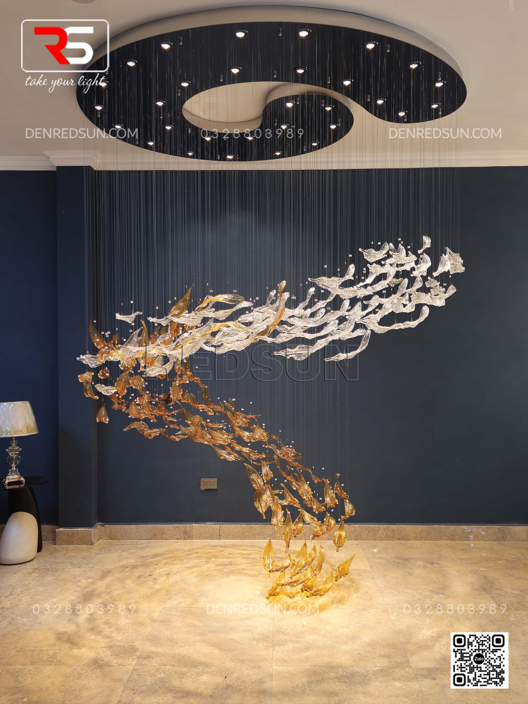 den-chum-thong-tang-phong-khach-biet-thu-sanh-khach-san-phong-cach-hien-dai-loc-xoay-htk-nkfz011