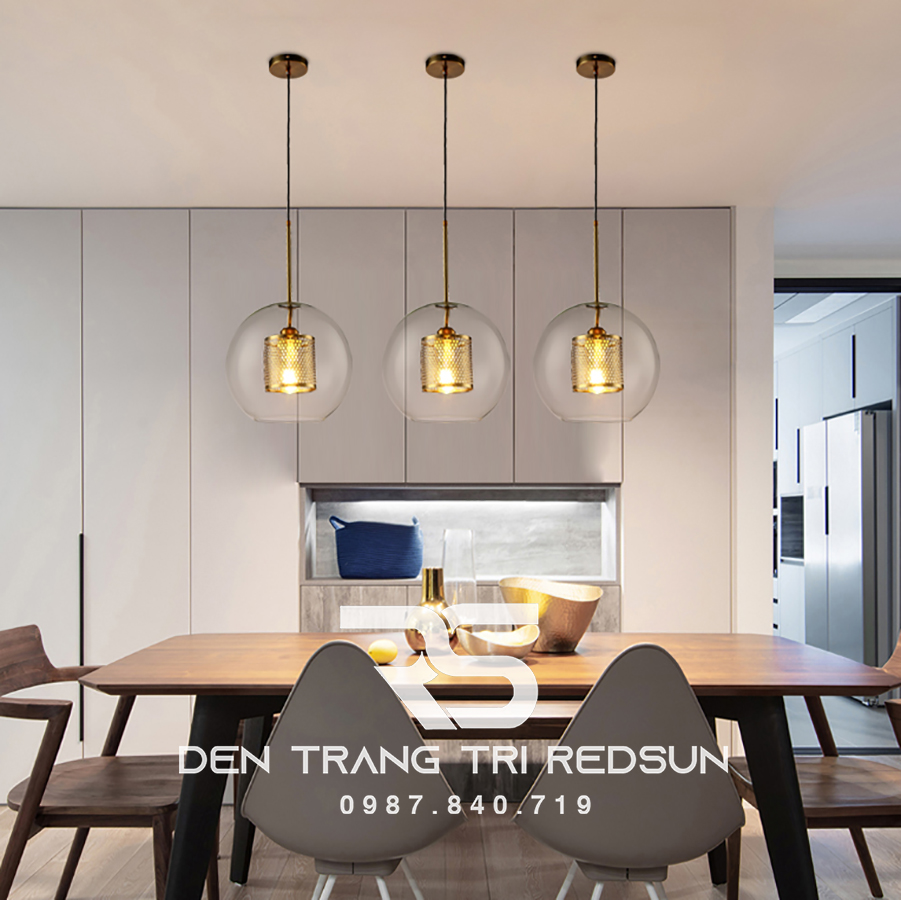 den-tha-tran-hien-dai-choa-thuy-tinh-loi-hop-kim-dang-tron-cdt-t010