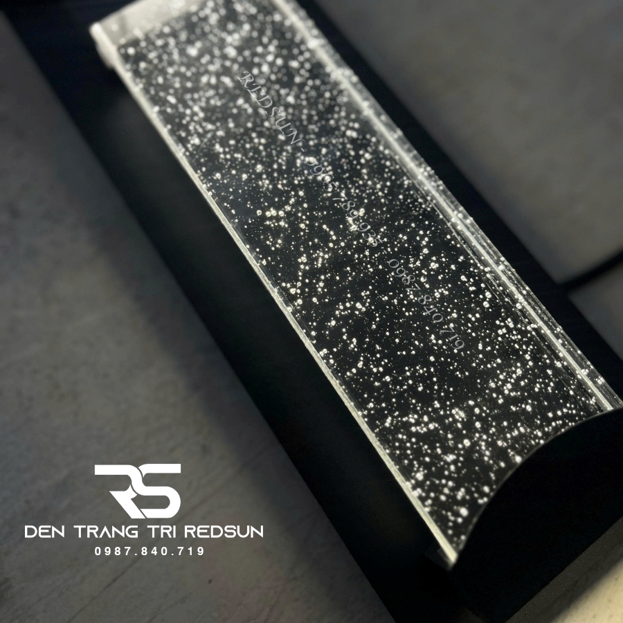 den-tuong-vach-ngoai-troi-hien-dai-dt-bvnt101