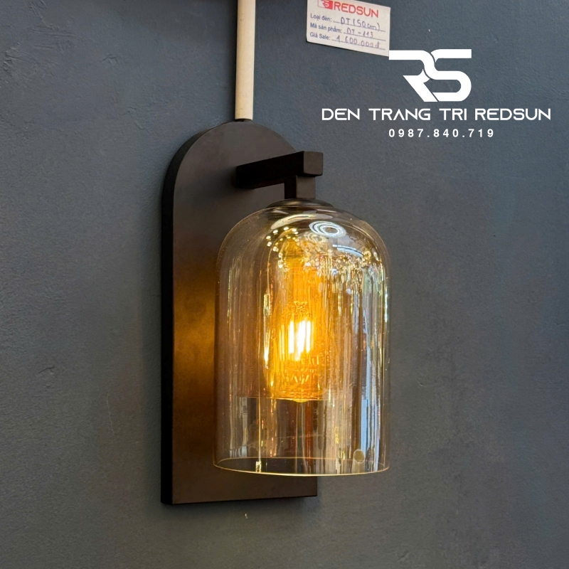 den-tuong-hien-dai-trang-tri-phong-khach-phong-ngu-bac-au-choa-thuy-tinh-dt-1040