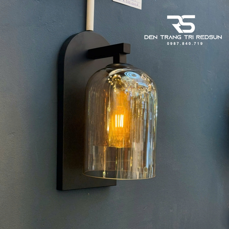 den-tuong-hien-dai-trang-tri-phong-khach-phong-ngu-bac-au-choa-thuy-tinh-dt-1040