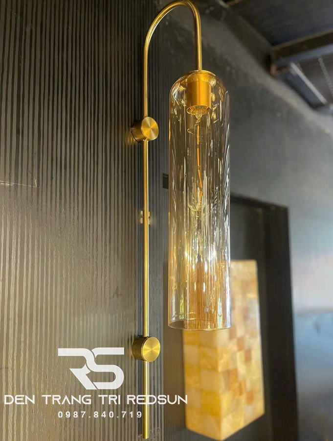 den-tuong-trang-tri-phong-khach-phong-ngu-cau-thang-phong-cach-bac-au-dt-l001