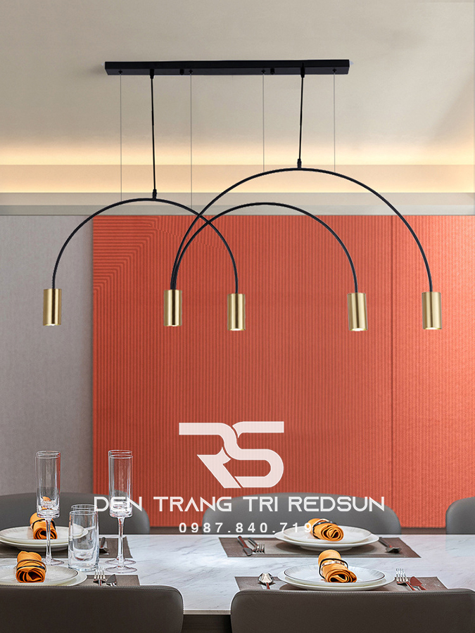 den-tha-ban-an-hien-dai-bac-au-canh-cung-5-roi-dc-t071