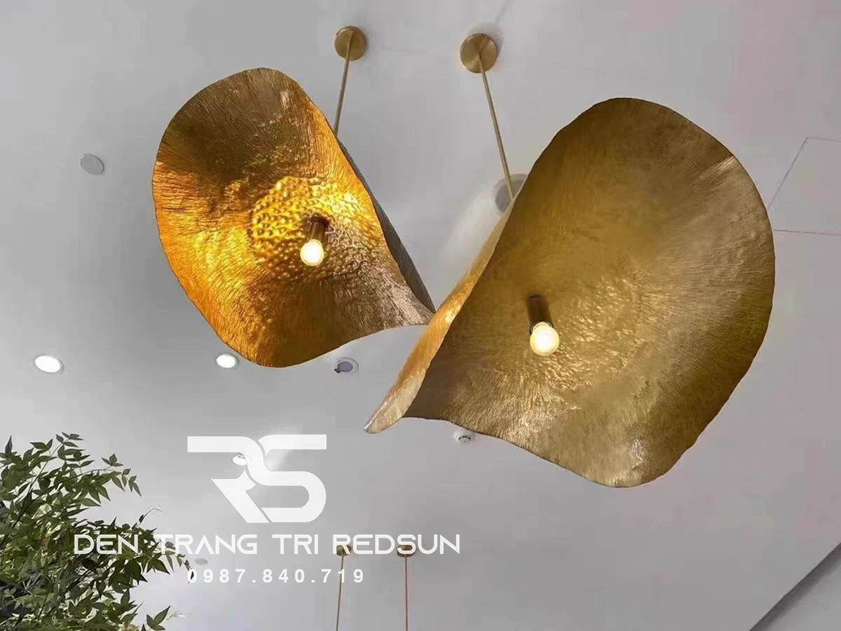 den-tha-tran-hien-dai-bac-au-la-sen-dong-cdt-t037