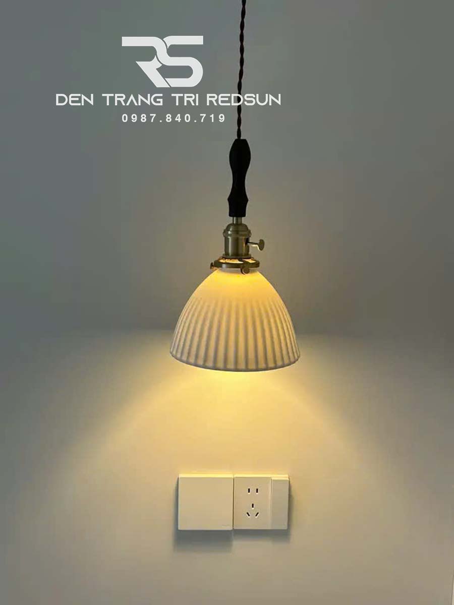 den-tha-tran-hien-dai-trang-tri-phong-an-phong-ngu-cdt-1045