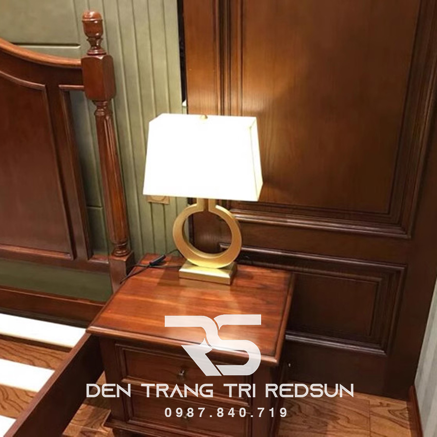 den-ban-hien-dai-bac-au-db2068