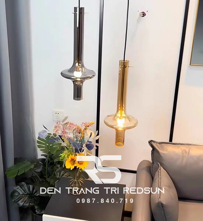 den-tha-hien-dai-phong-cach-bac-au-ong-thuy-tinh-hinh-phi-tieu-lap-phong-khach-sanh-cho-cau-thang-thong-tang-cdt-t054