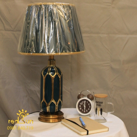 den-ban-hien-dai-db-c1976