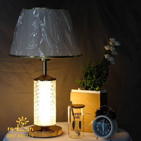 den-ban-hien-dai-db-c521