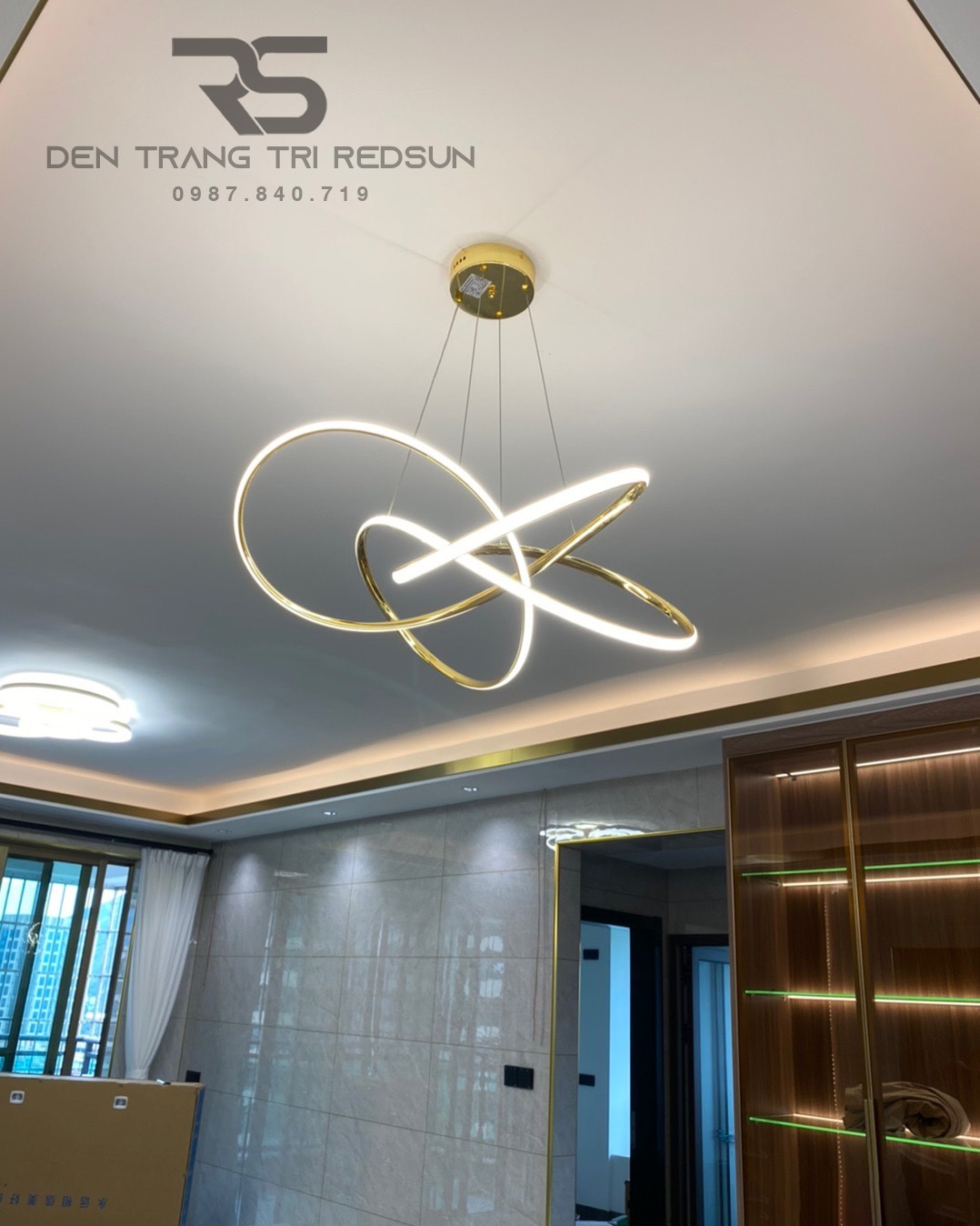 denredsun.com/den-tha-tran-hien-dai-vong-dan-xen-phong-cach-bac-au-dc-1013-2