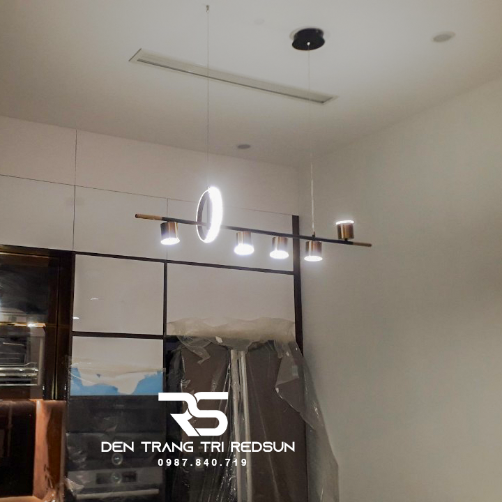 denredsun.com/den-tha-ban-an-hien-dai-phong-cach-bac-au-dc-36