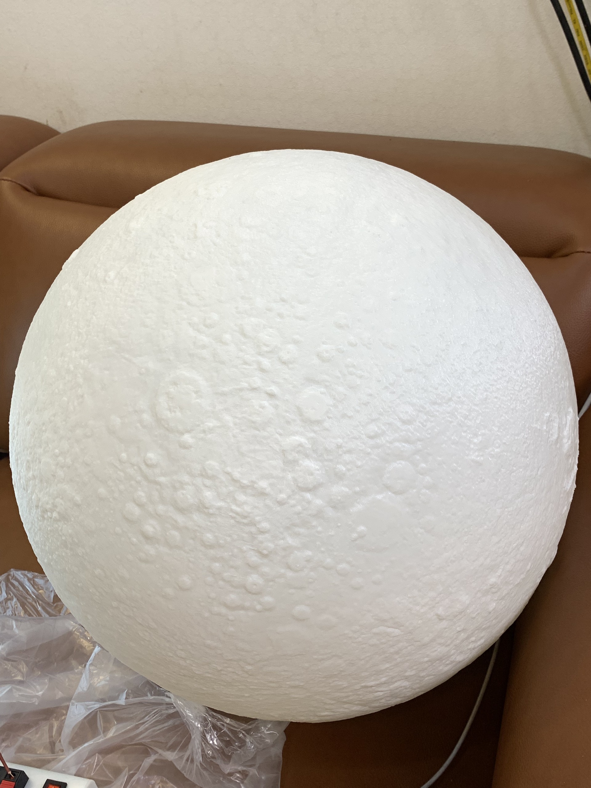 den-tha-tran-hien-dai-bac-au-mat-trang-3d-cdt-t055