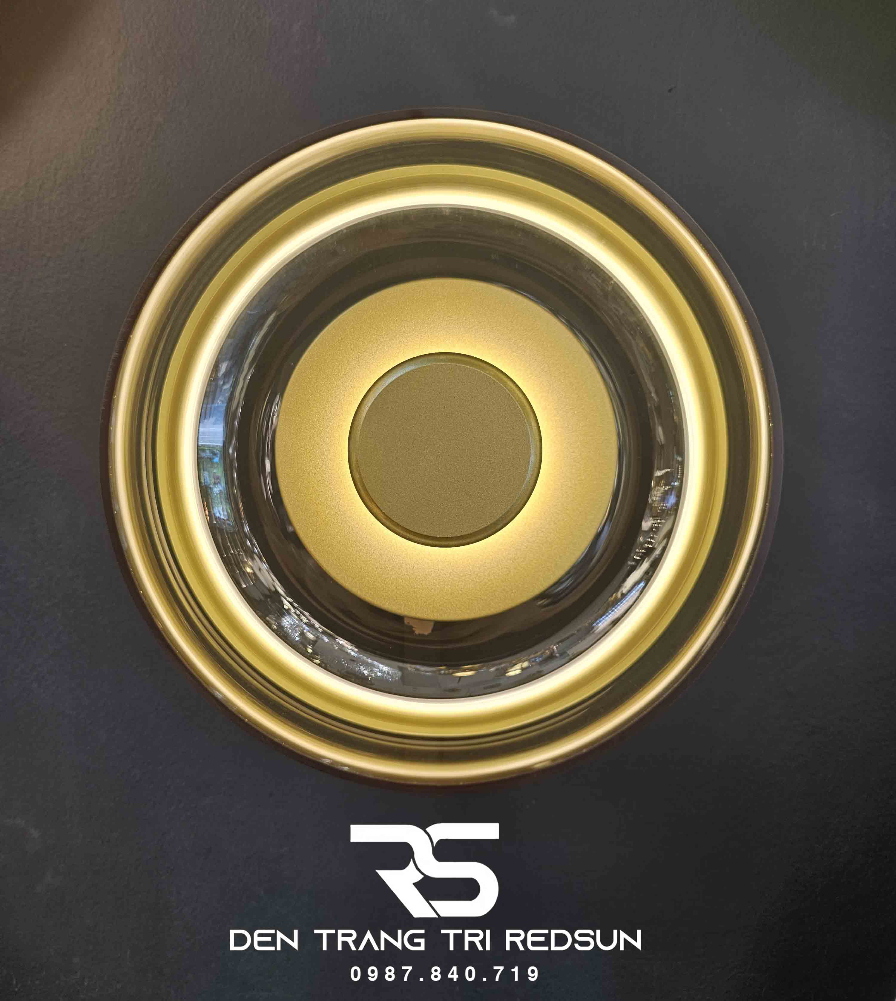 den-tuong-trang-tri-phong-khach-phong-ngu-hien-dai-phong-cach-bac-au-choa-thuy-tinh-dt-1038