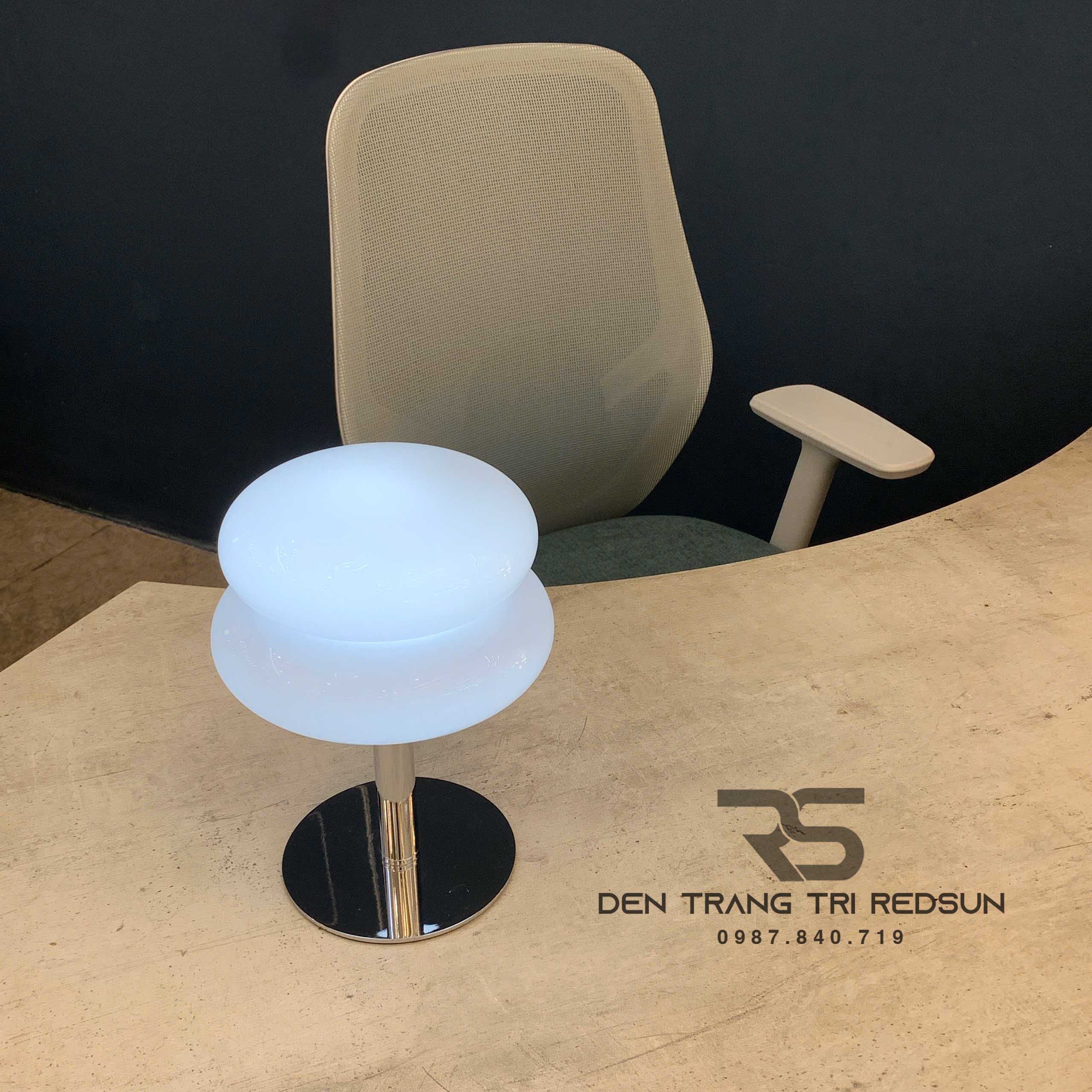 den-ban-hien-dai-hinh-banh-hamburger-db2107den-ban-lam-viec-phong-khach-phong-ngu-hien-dai-hinh-banh-hamburger-db2107