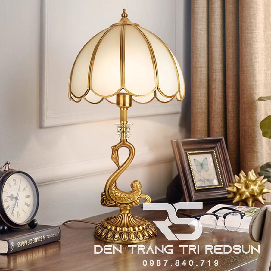 Đèn Bàn Hiện Đại DB-C504