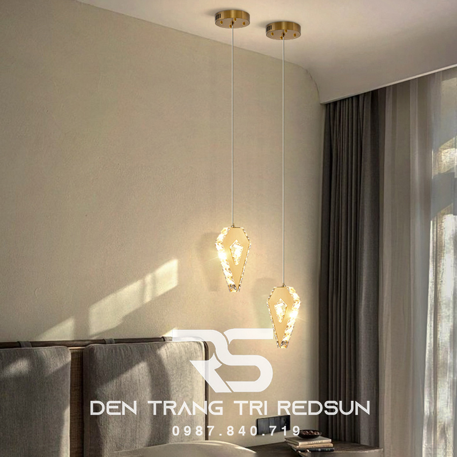 Đèn Thả Trần Hiện Đại Lắp Thông Tầng Cầu Thang, Phòng Khách, Bàn Ăn Chất Liệu Pha Lê HTK045