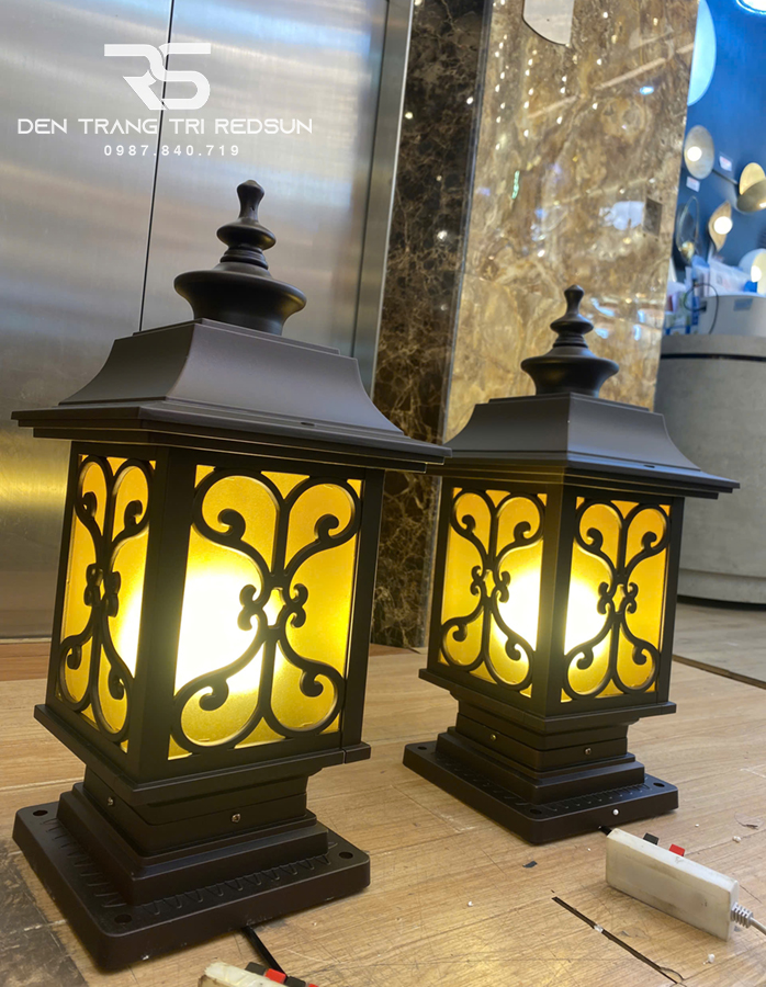Đèn Trụ Cổng Chất Liệu Đồng DT-C3027