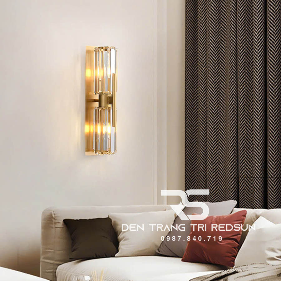 Đèn Tường Trang Trí Phòng Khách, Phòng Ngủ, Cầu Thang Phong Cách Bắc Âu Chất Liệu Pha Lê DTP-003