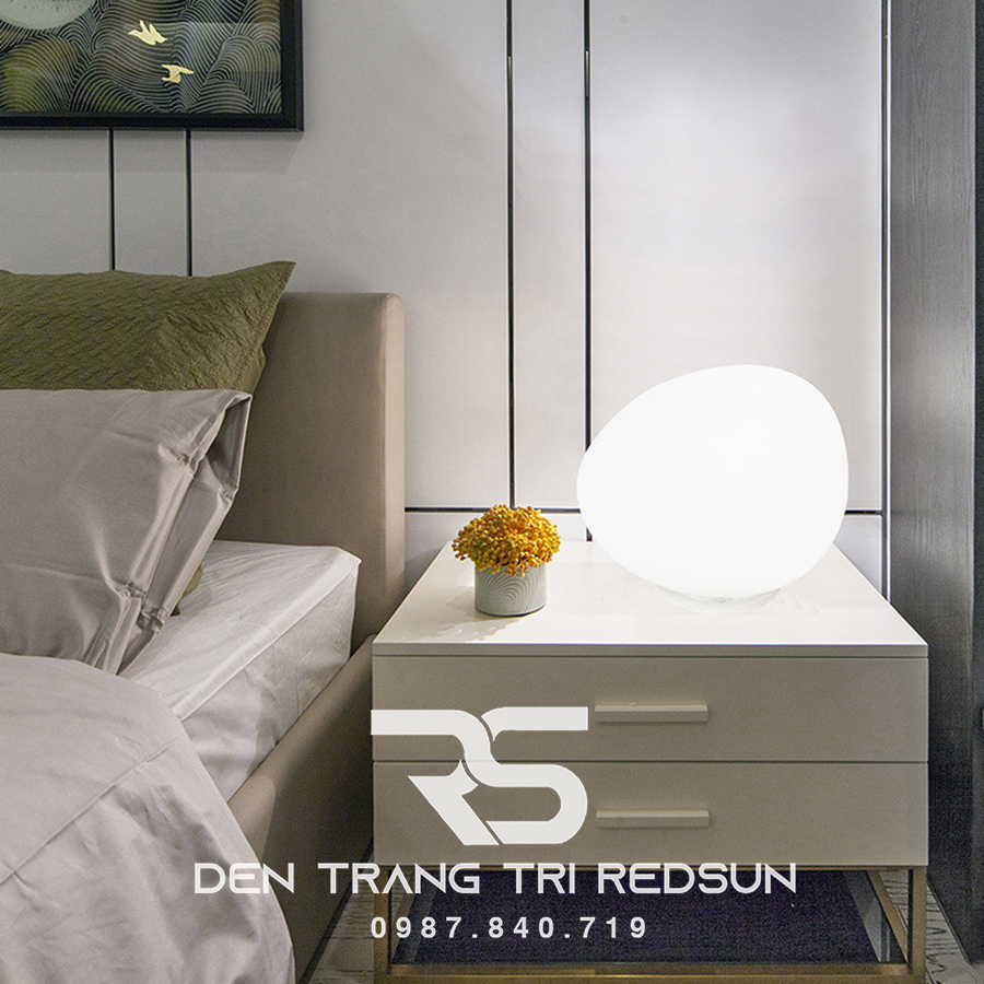 Đèn Bàn Hiện Đại Bắc Âu DB2083