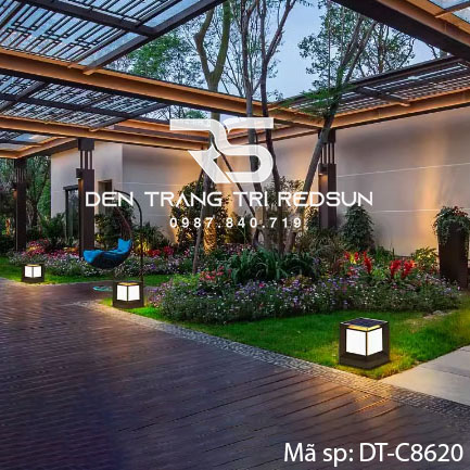 den-tru-cong-chat-lieu-hop-kim-lap-ngoai-troi-dt-c8620