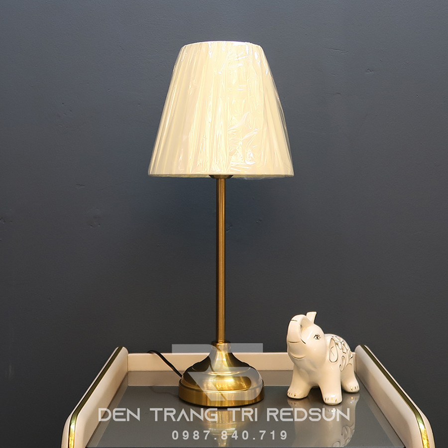 Đèn Bàn Hiện Đại B133