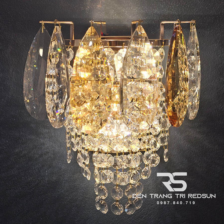 Đèn Tường Trang Trí Phòng Khách, Phòng Ngủ, Cầu Thang Chất Liệu Pha Lê DT-PL017
