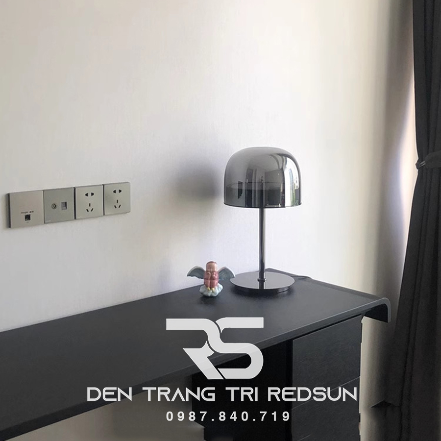 Đèn Bàn Hiện Đại Bắc Âu DB2003