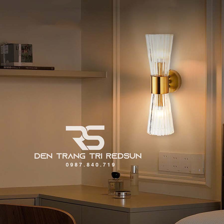 Đèn Tường Trang Trí Phòng Khách, Phòng Ngủ, Cầu Thang Phong Cách Bắc Âu Chất Liệu Pha Lê DTP-010