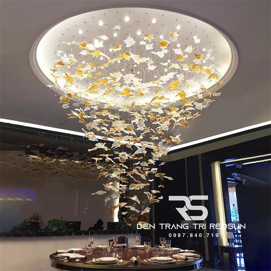 Đèn Thả Hiện Đại Lắp Phòng Khách, Sảnh Chờ, Cầu Thang Thông Tầng Lá Phong Chất Liệu Thuỷ Tinh HTK053