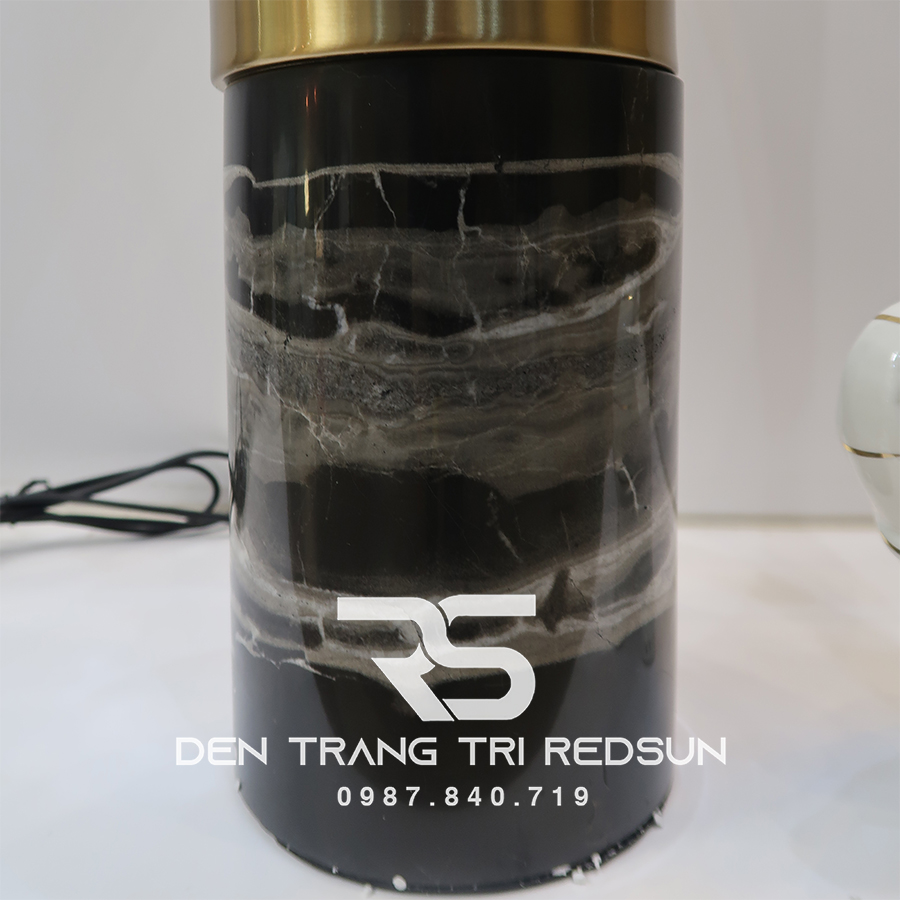 Đèn Bàn Hiện Đại B130