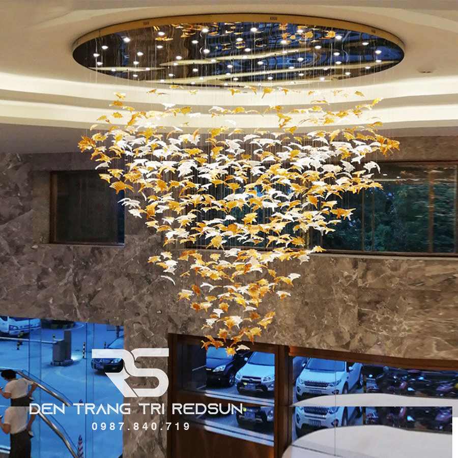 Đèn Thả Hiện Đại Lắp Phòng Khách, Sảnh Chờ, Cầu Thang Thông Tầng Lá Phong Chất Liệu Thuỷ Tinh HTK053