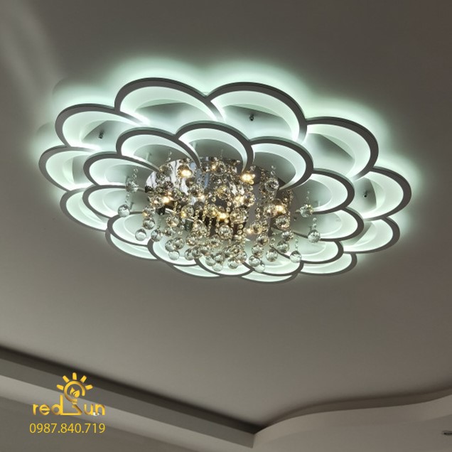 Mâm ốp trần hoa xoáy 16 cánh OP-003