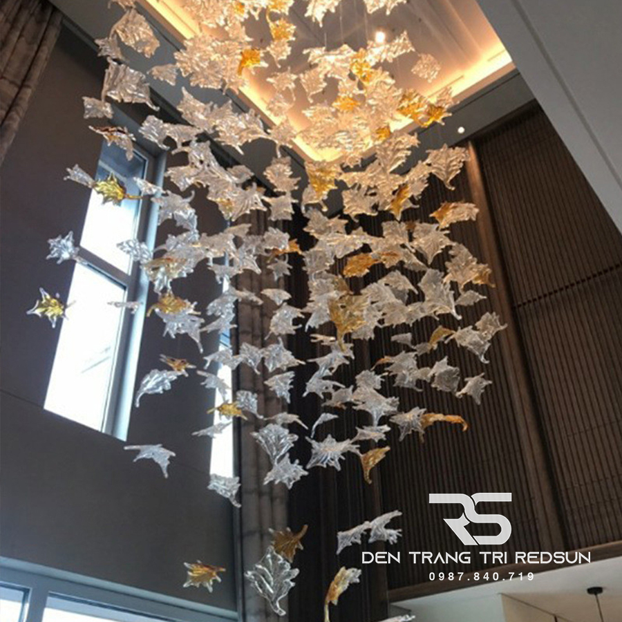 Đèn Thả Hiện Đại Lắp Phòng Khách, Sảnh Chờ, Cầu Thang Thông Tầng Lá Phong Chất Liệu Thuỷ Tinh HTK053